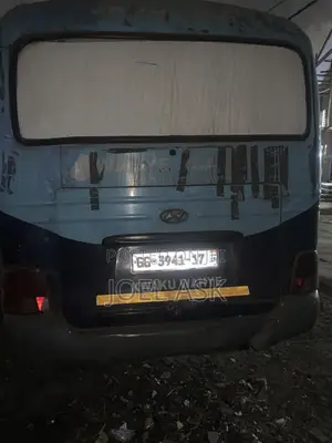 Hyundai County 2008 White