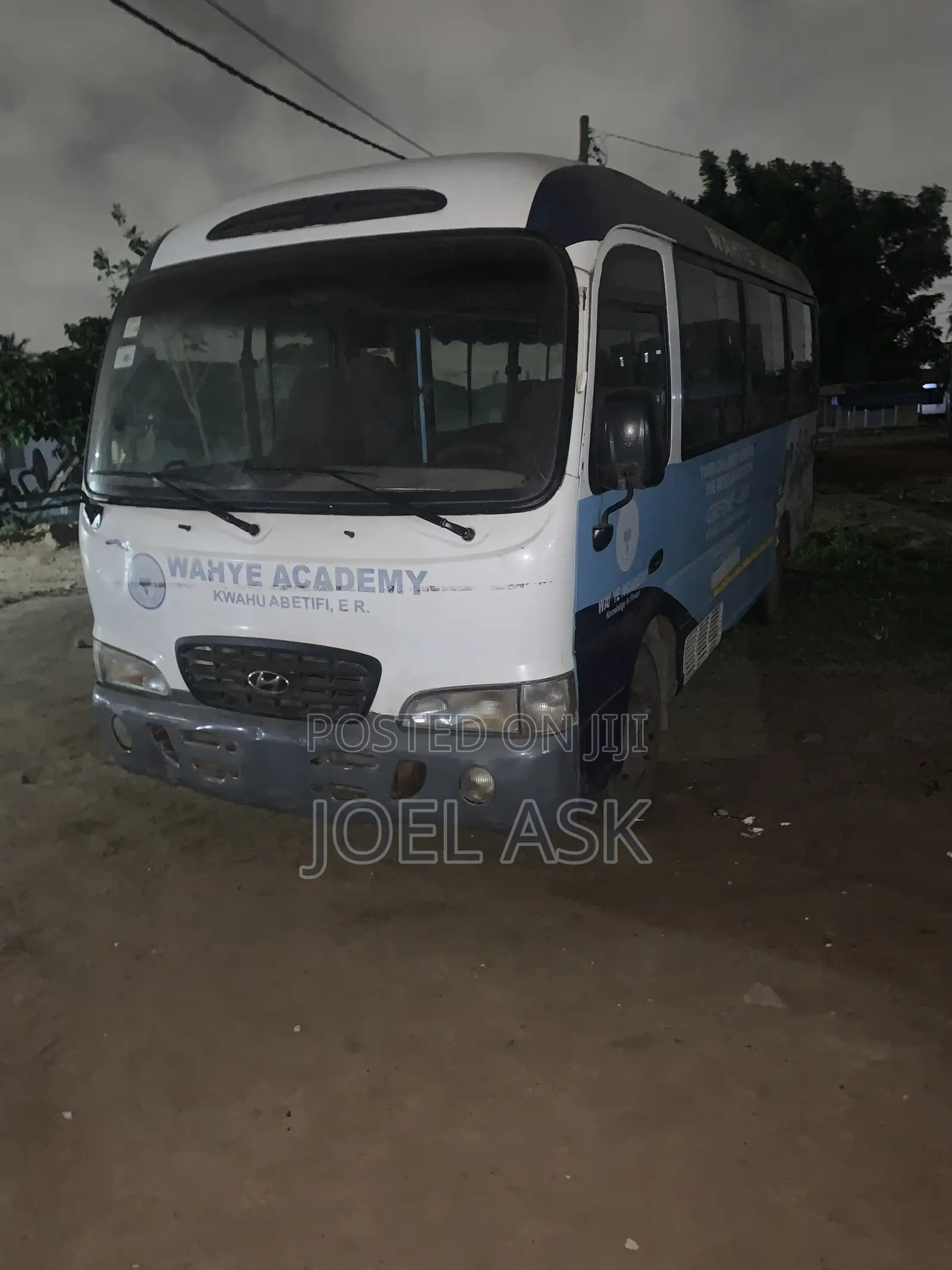 Hyundai County 2008 White