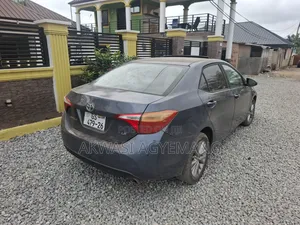 Toyota Corolla 2015 Blue