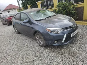 Toyota Corolla 2015 Blue