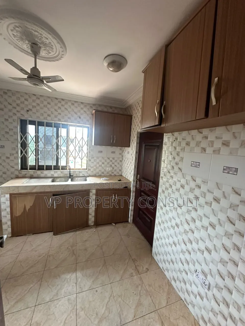 3bdrm Apartment in Sakora for rent
