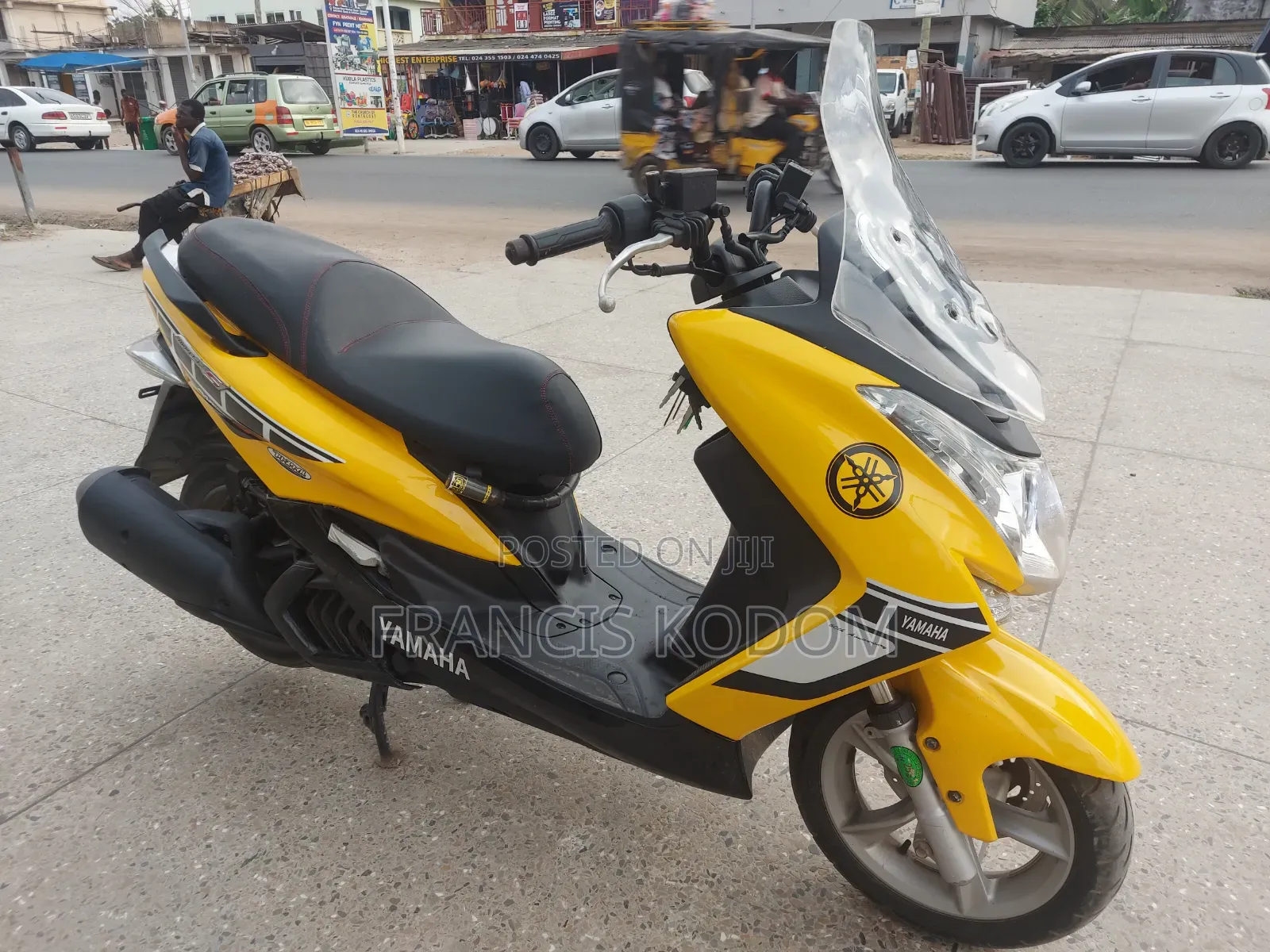 Yamaha 2015 Yellow
