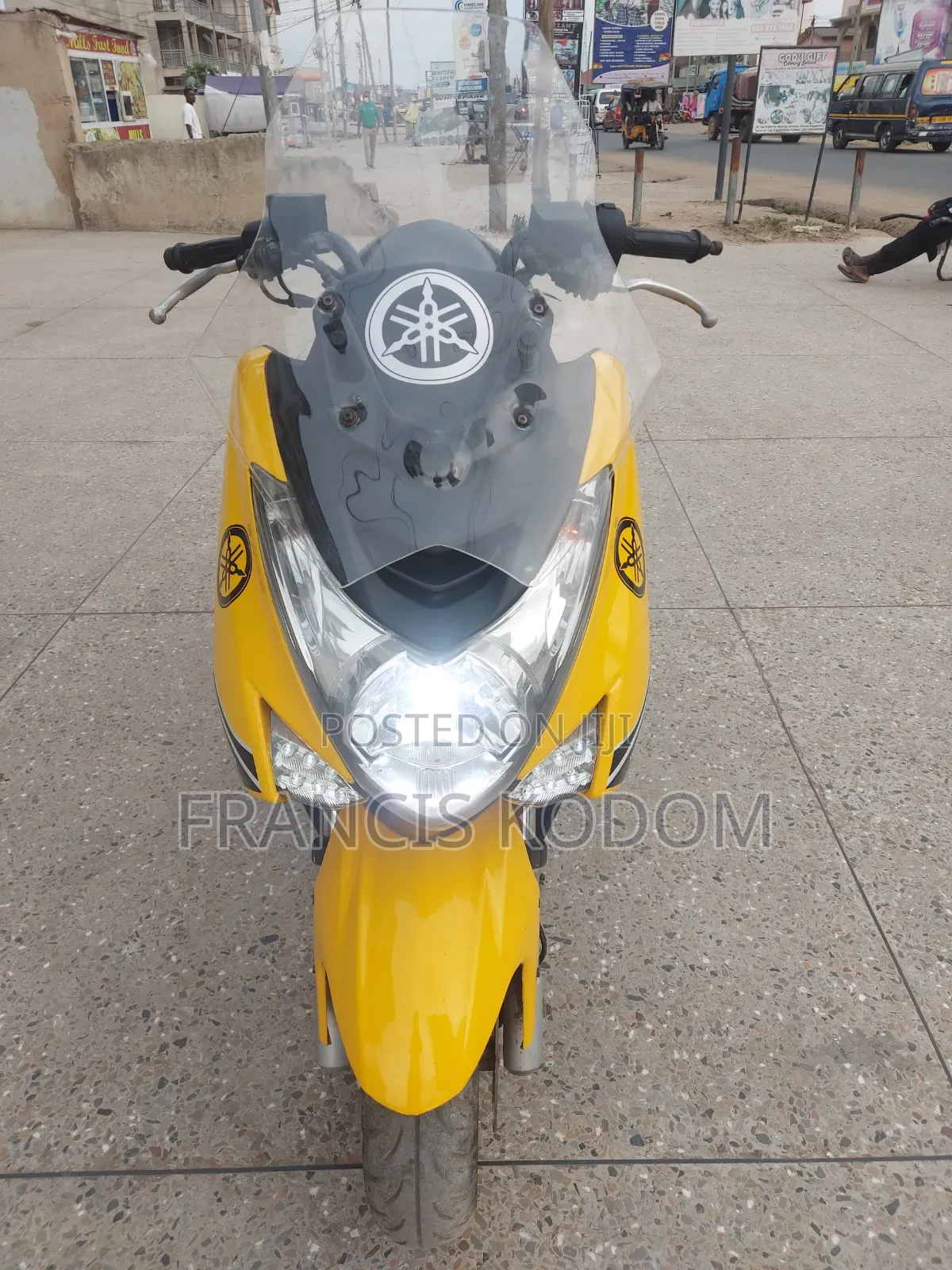 Yamaha 2015 Yellow