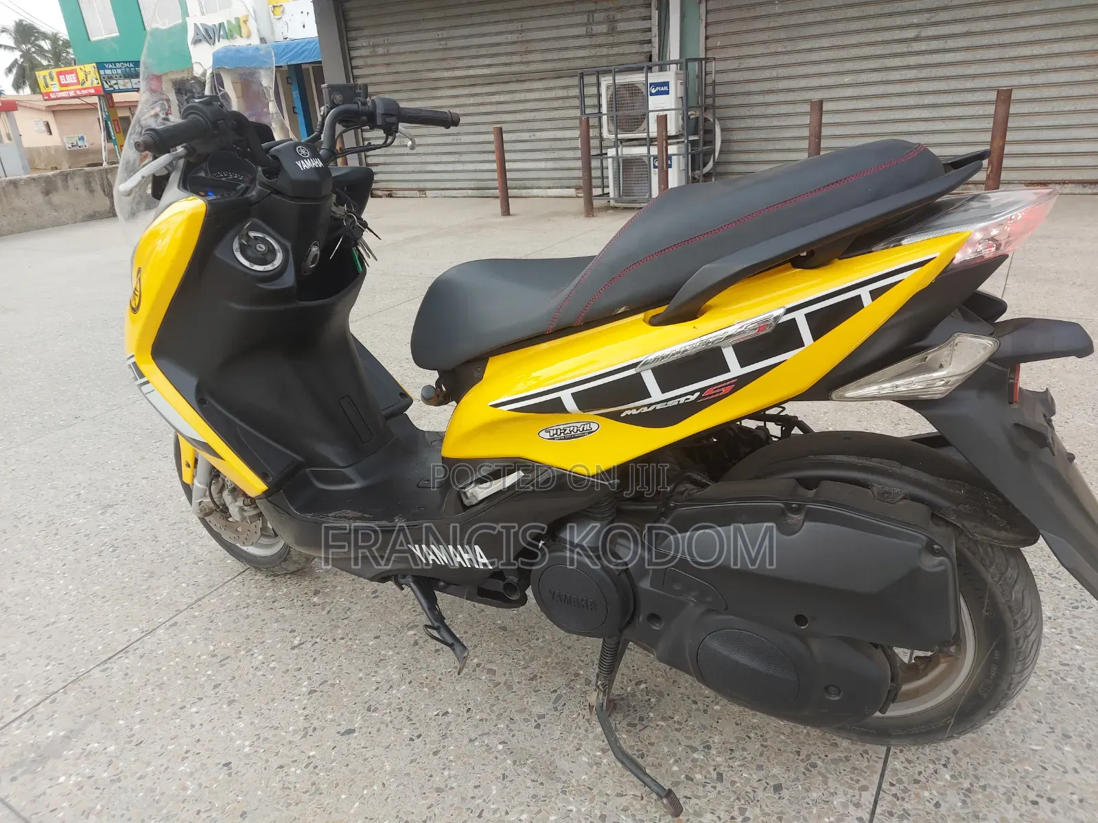 Yamaha 2015 Yellow