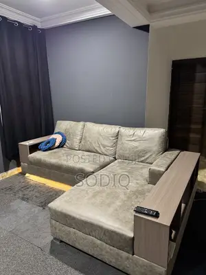 Como L-Shaped Couch