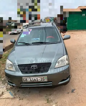 Toyota HiAce 2012