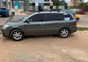 Toyota HiAce 2012