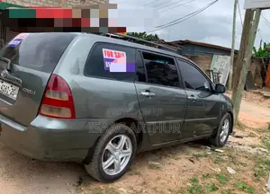 Toyota HiAce 2012