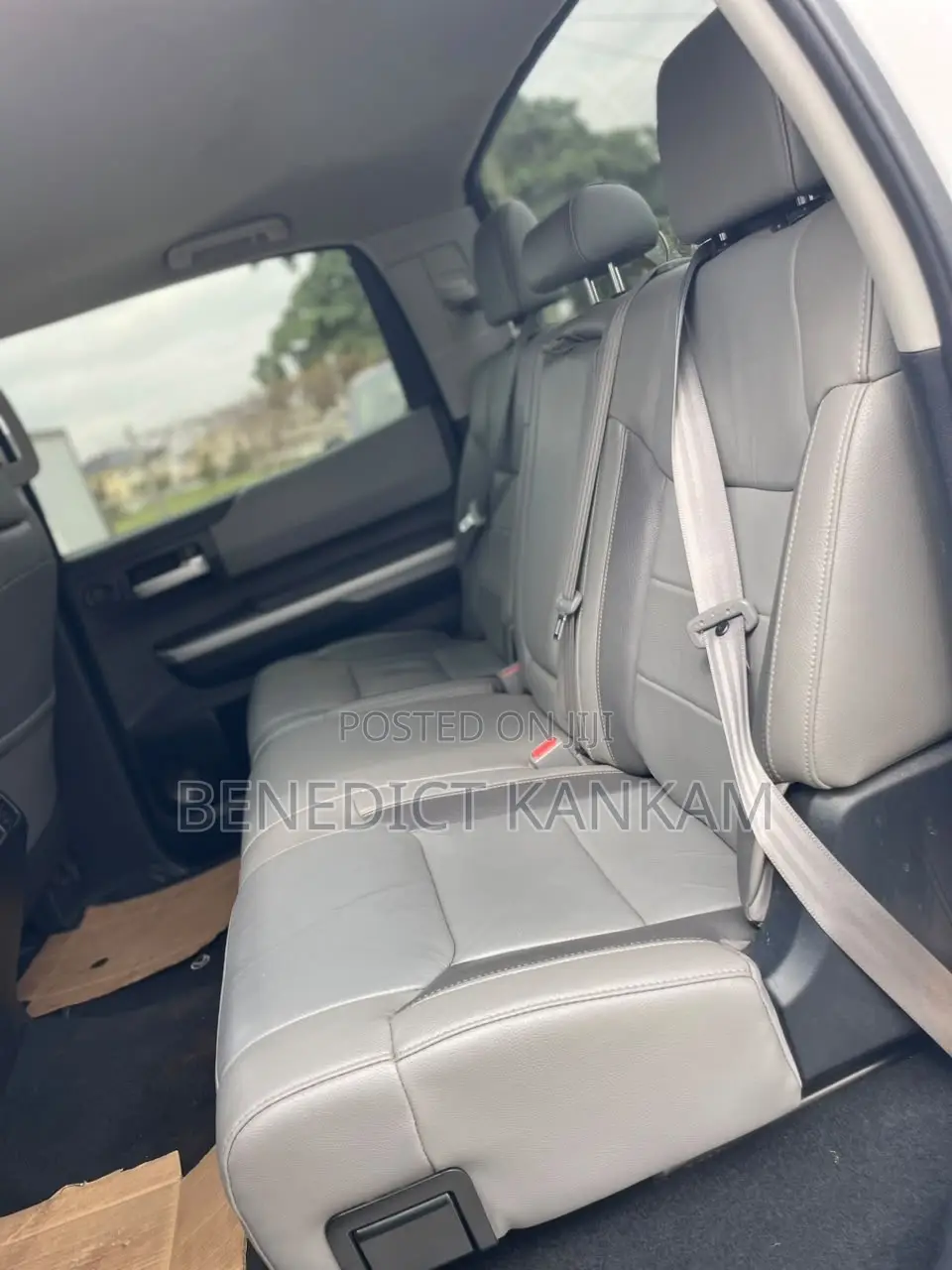 Toyota Tundra Limited 5.7L V8 4x2 Double Cab 6.6 ft. box 145.7 in. WB
