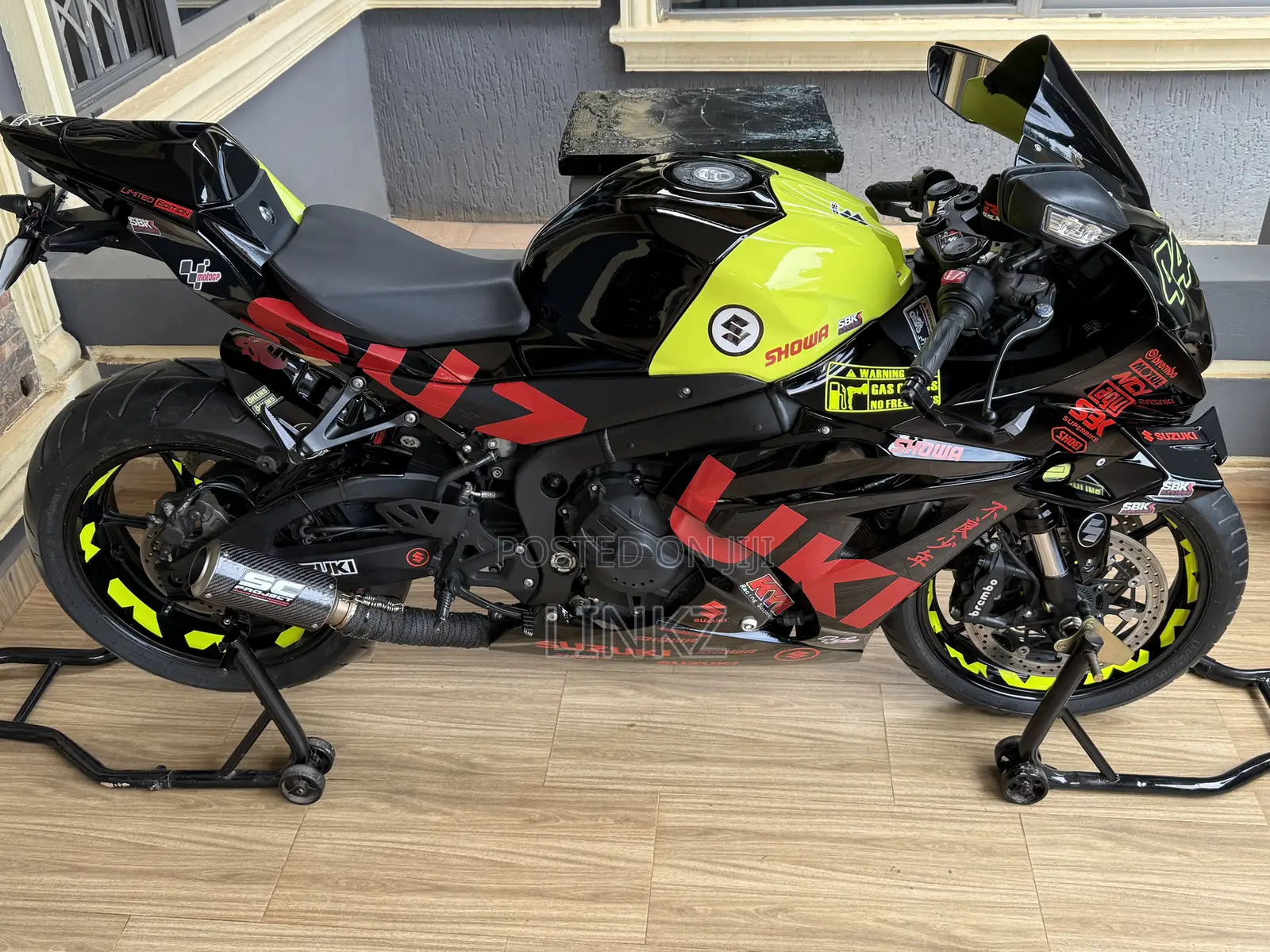 Suzuki Gixxer 2024 Black