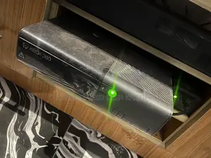 Xbox 360 Slim
