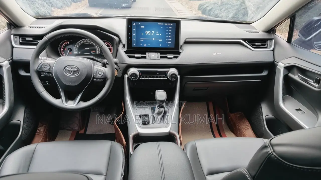 Toyota Corolla Cross 1.8 Hybrid AWD 2022 Black