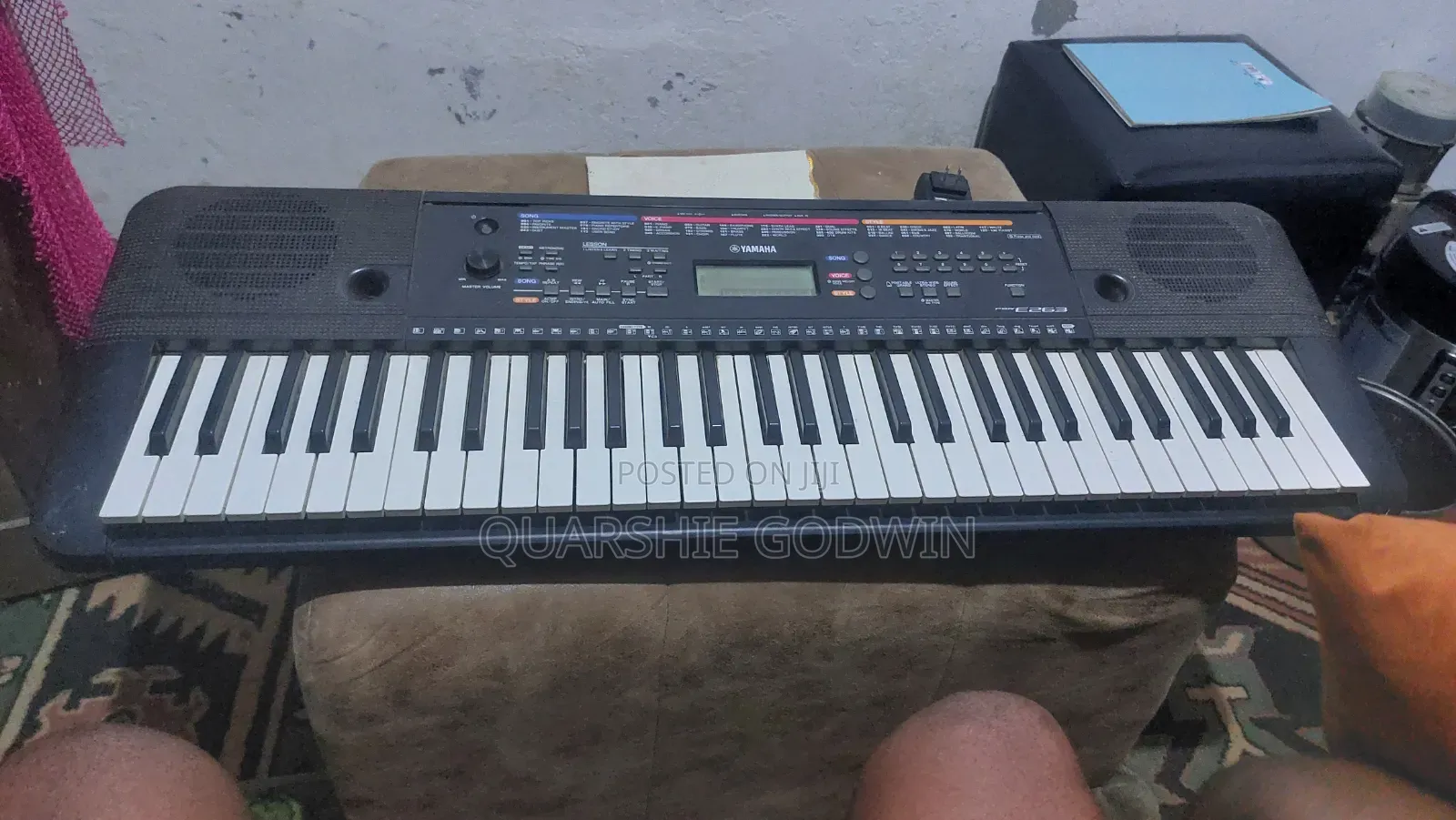 Yamaha PSR E263