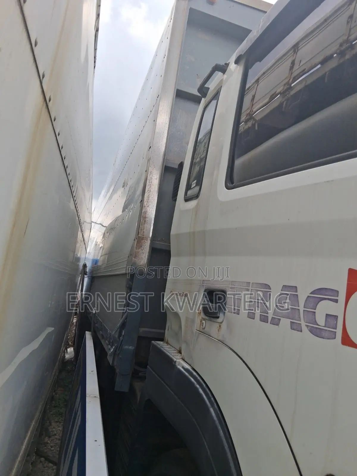 Hyundai 14.5 Tonnes Double Axle