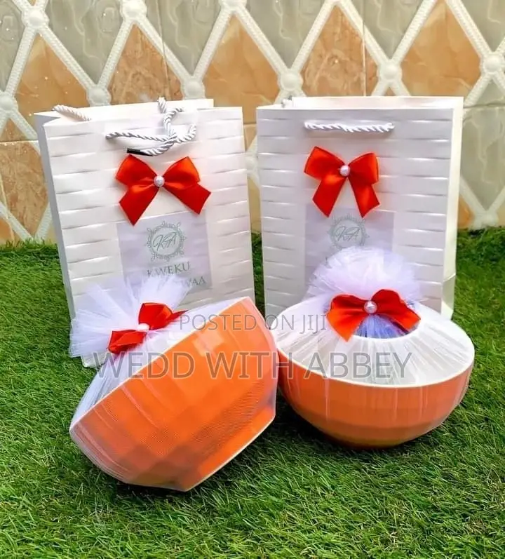 Engagement Souvenirs