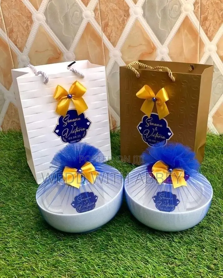 Engagement Souvenirs