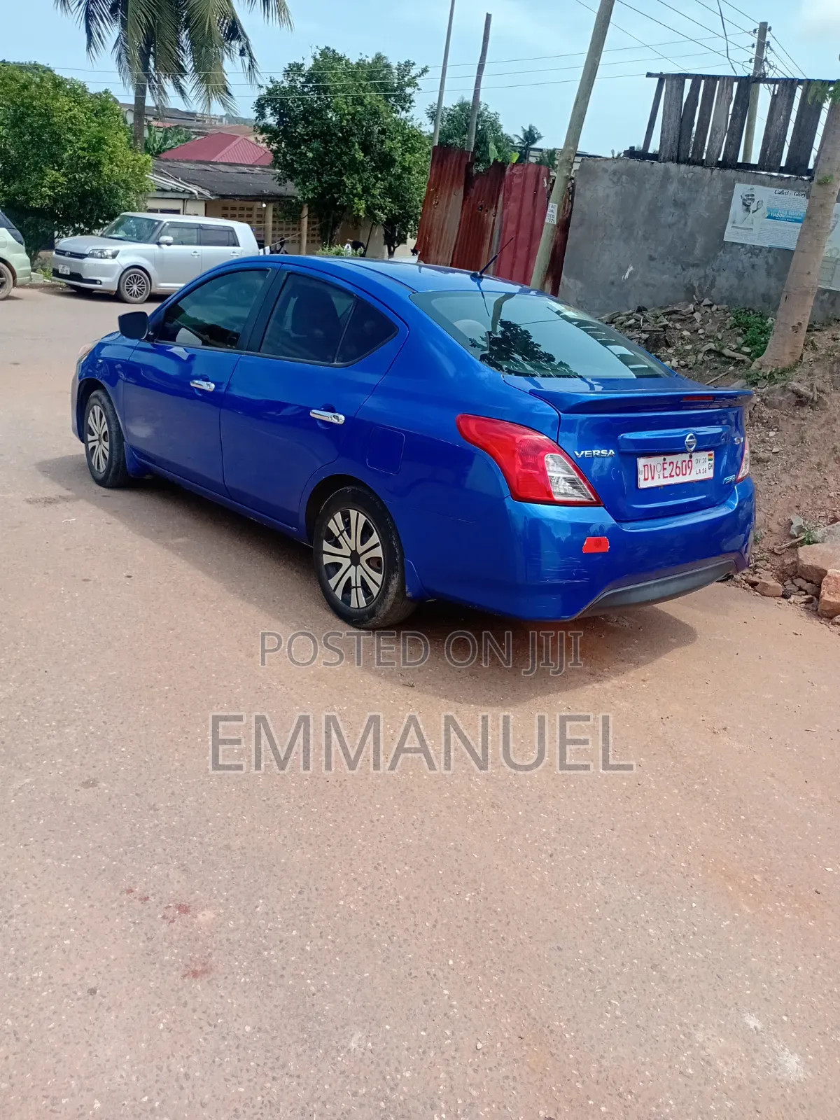 Nissan Versa 1.6 SV 2016 Blue