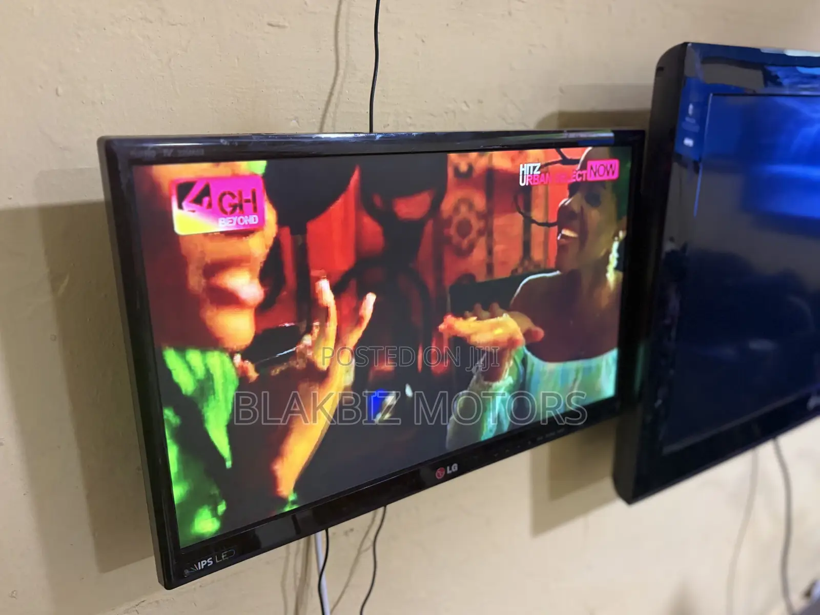 Used LG 22” TV