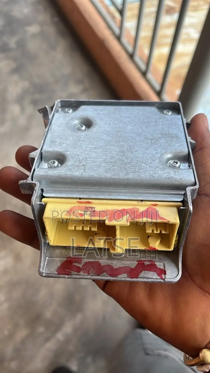 Honda Civic, Accord, CRV and HRV SRS Airbag Control Module Unit
