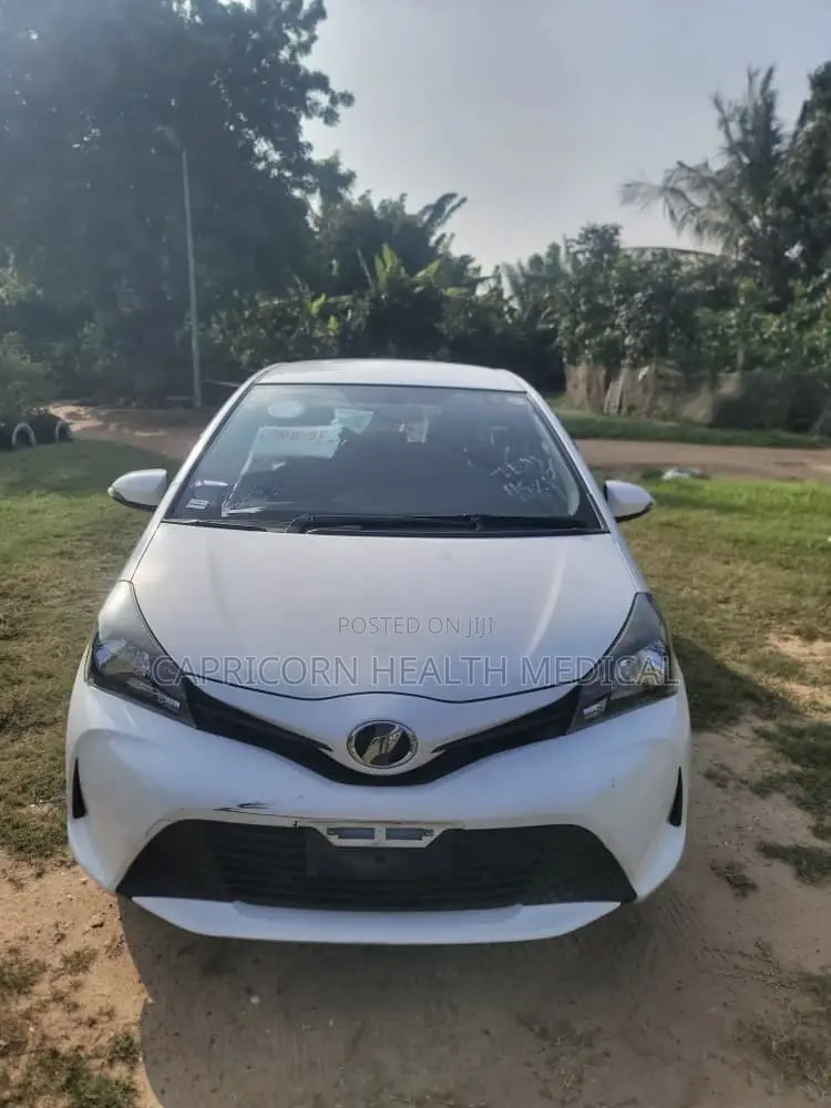 Toyota Vitz 1.0 FWD 5dr 2016 White