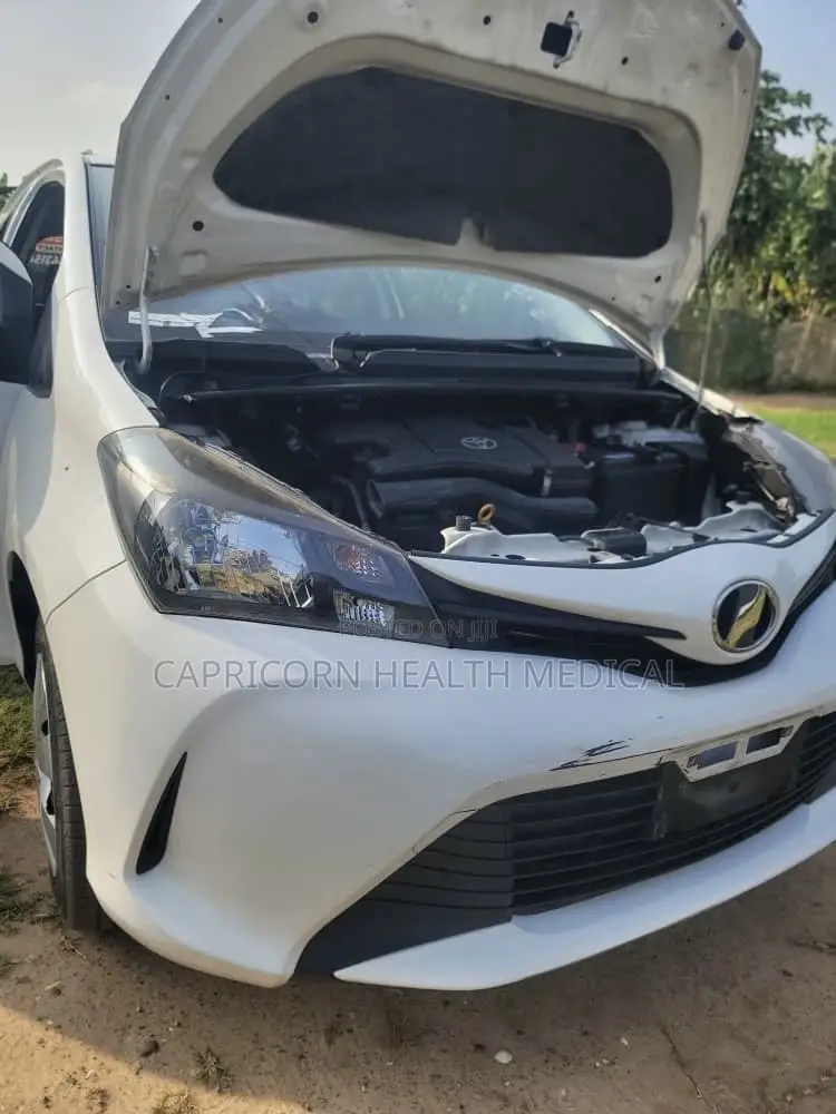 Toyota Vitz 1.0 FWD 5dr 2016 White