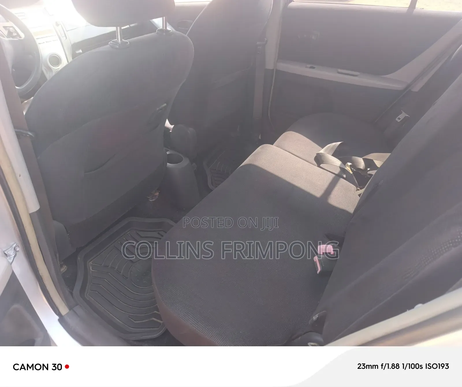 Toyota Vitz 2010 Silver
