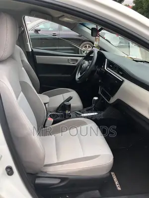 Toyota Corolla 2017 White