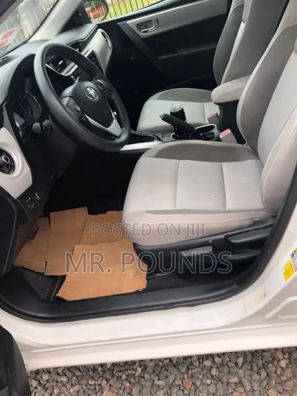 Toyota Corolla 2017 White