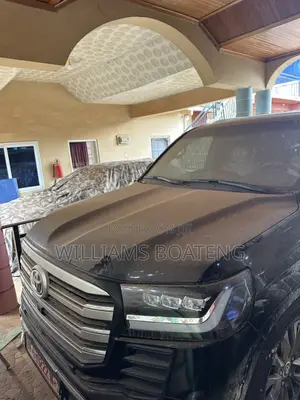Toyota Land Cruiser 4.6 V8 VX-R 2015 Black