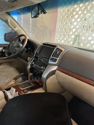 Toyota Land Cruiser 4.6 V8 VX-R 2015 Black