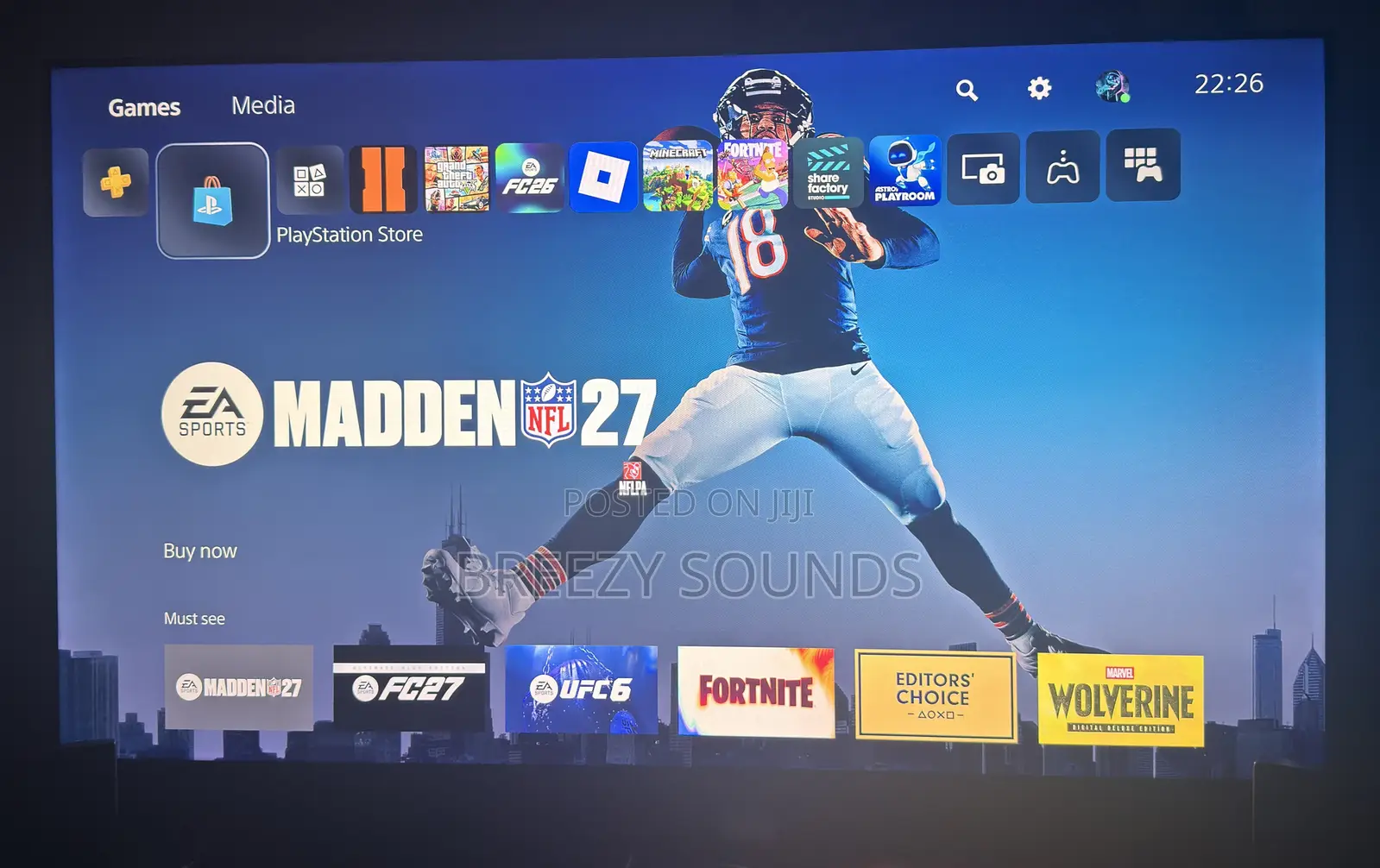 PlayStation 5 Standard Edition 825GB — Excelent Condition