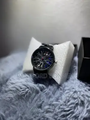 Men’s Car Rim-Inspired Watch
