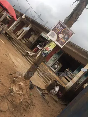 8bdrm House in Super Elite Estate, Sowutwuom for sale