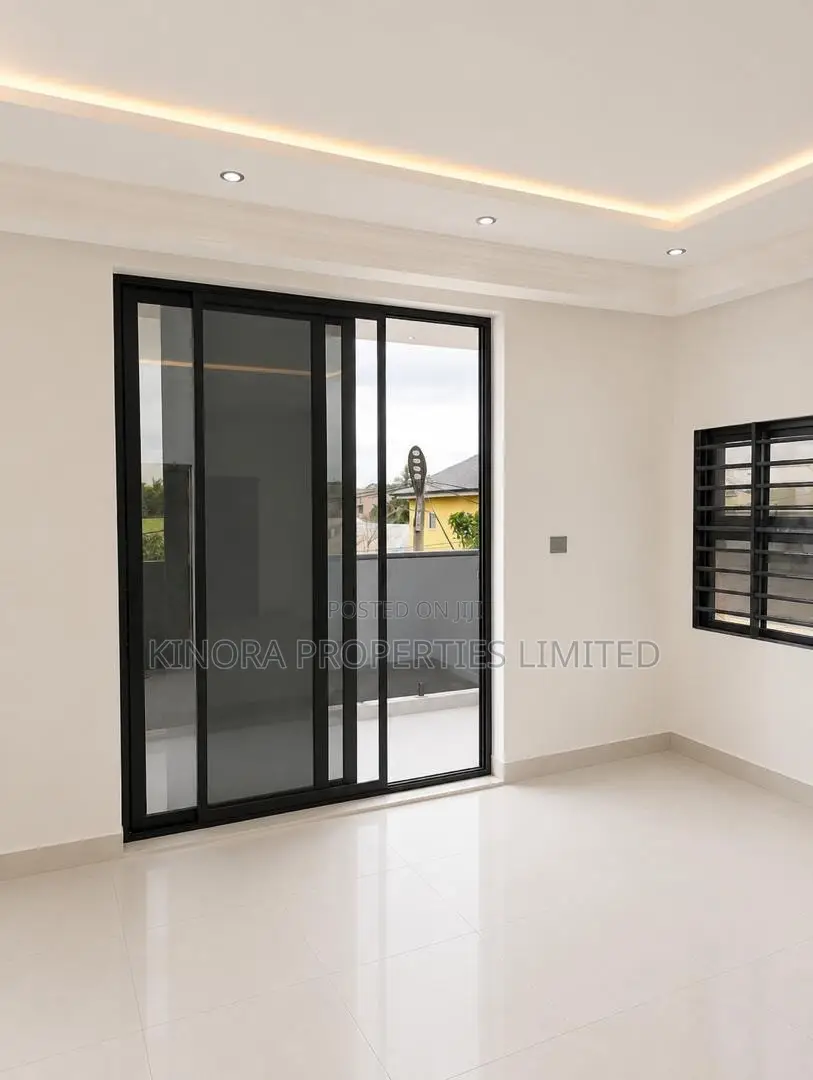 3bdrm Duplex in Lakeside Estate for sale