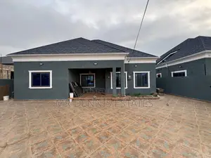 3bdrm House in Ablekuma Pokuase for sale