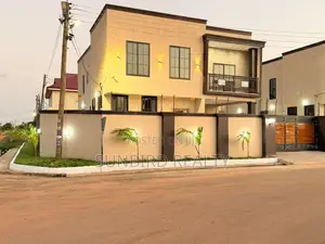 4bdrm House in Sunbird Realty, Amrahia for sale