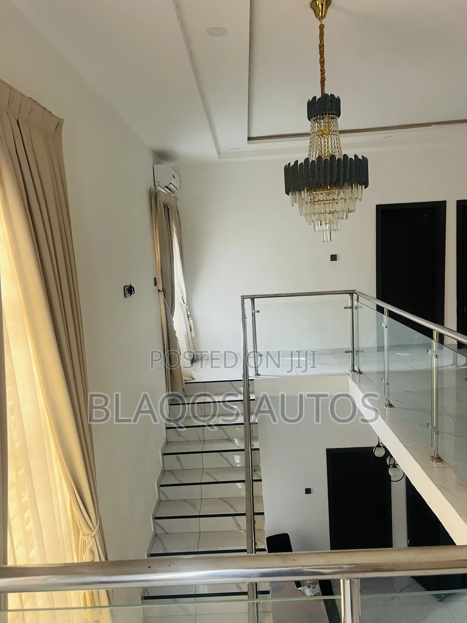 Furnished 4bdrm Apartment in Madina for sale