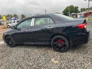 Toyota Corolla 2013 Black