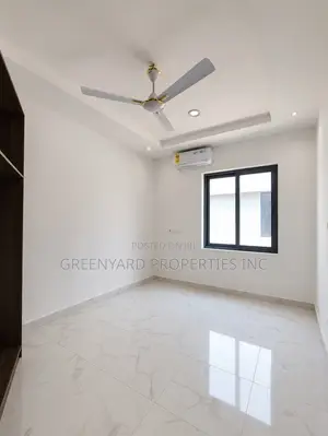 3bdrm House in School Junction, Ashaley Botwe for rent