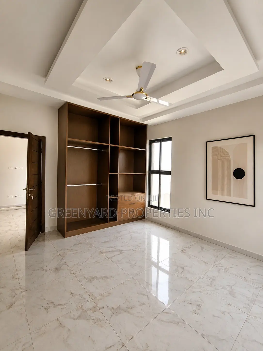 3bdrm House in School Junction, Ashaley Botwe for rent