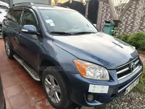 Toyota RAV4 2.5 2011 Blue