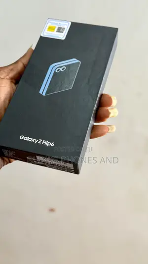 New Samsung Galaxy Z Flip6 256 GB Green