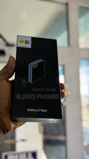 New Samsung Galaxy Z Flip6 256 GB Bronze