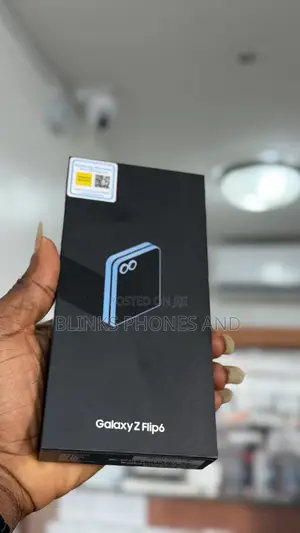 New Samsung Galaxy Z Flip6 256 GB Blue