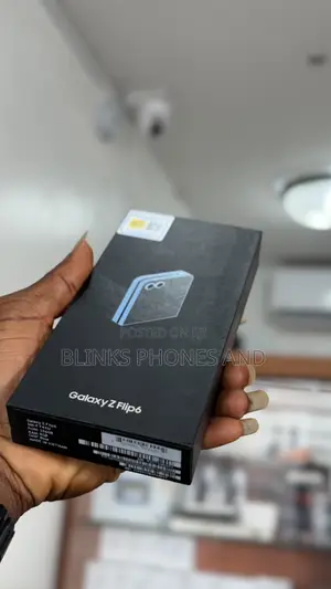 New Samsung Galaxy Z Flip6 256 GB Blue