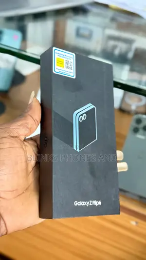 New Samsung Galaxy Z Flip6 256 GB Gray