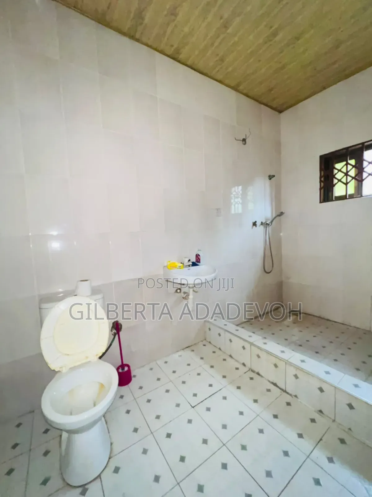 3bdrm House in Borga Homes, Danfa for rent