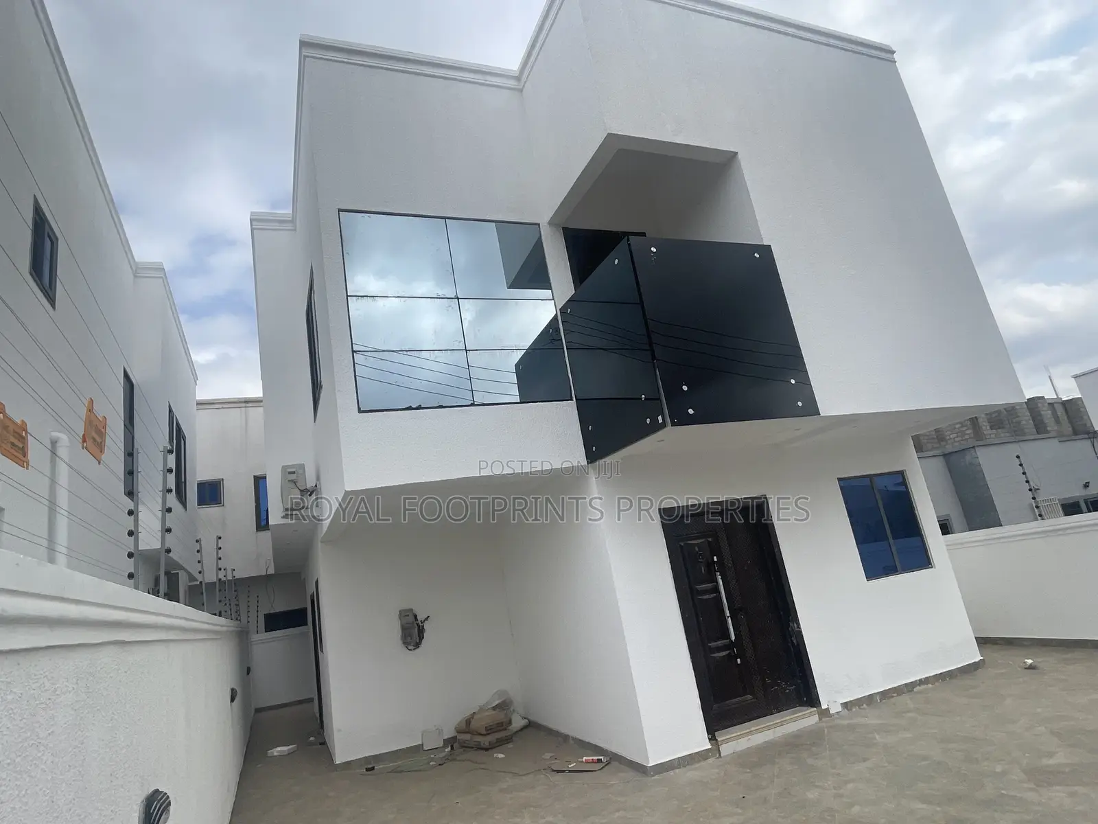 3bdrm House in Royal Footprints, Ashaley Botwe for sale