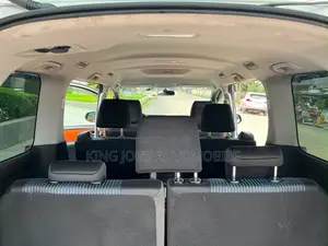Toyota Voxy ZS 4WD 7-Seater 2015 Silver
