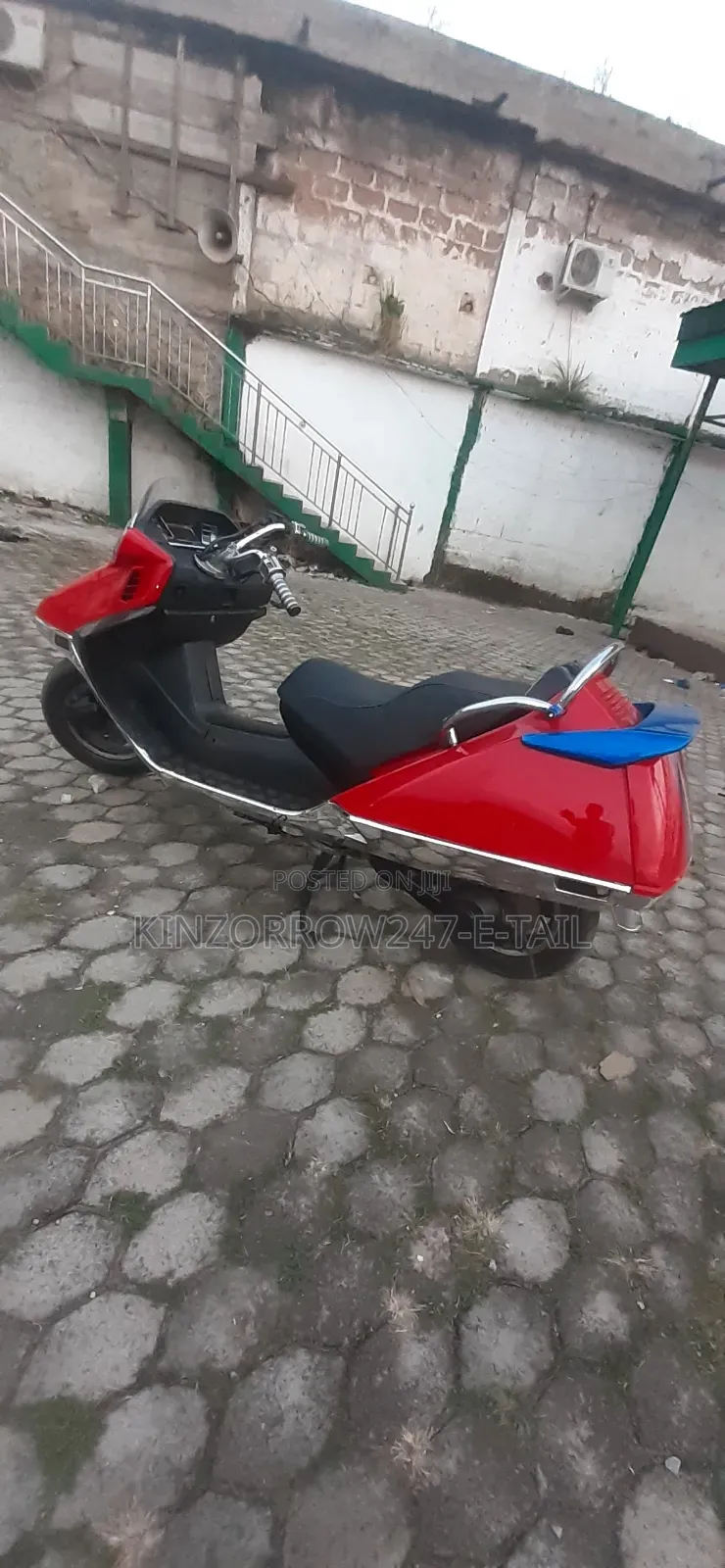 Honda Forza 2023 Red